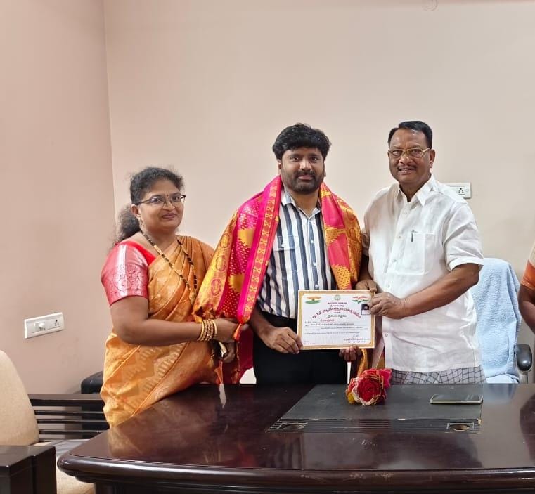 Gen Z Sistakaranam Youth â€” Duggivalasa Ram Prasad felicitated by MLA Baggu Ramana Murthy