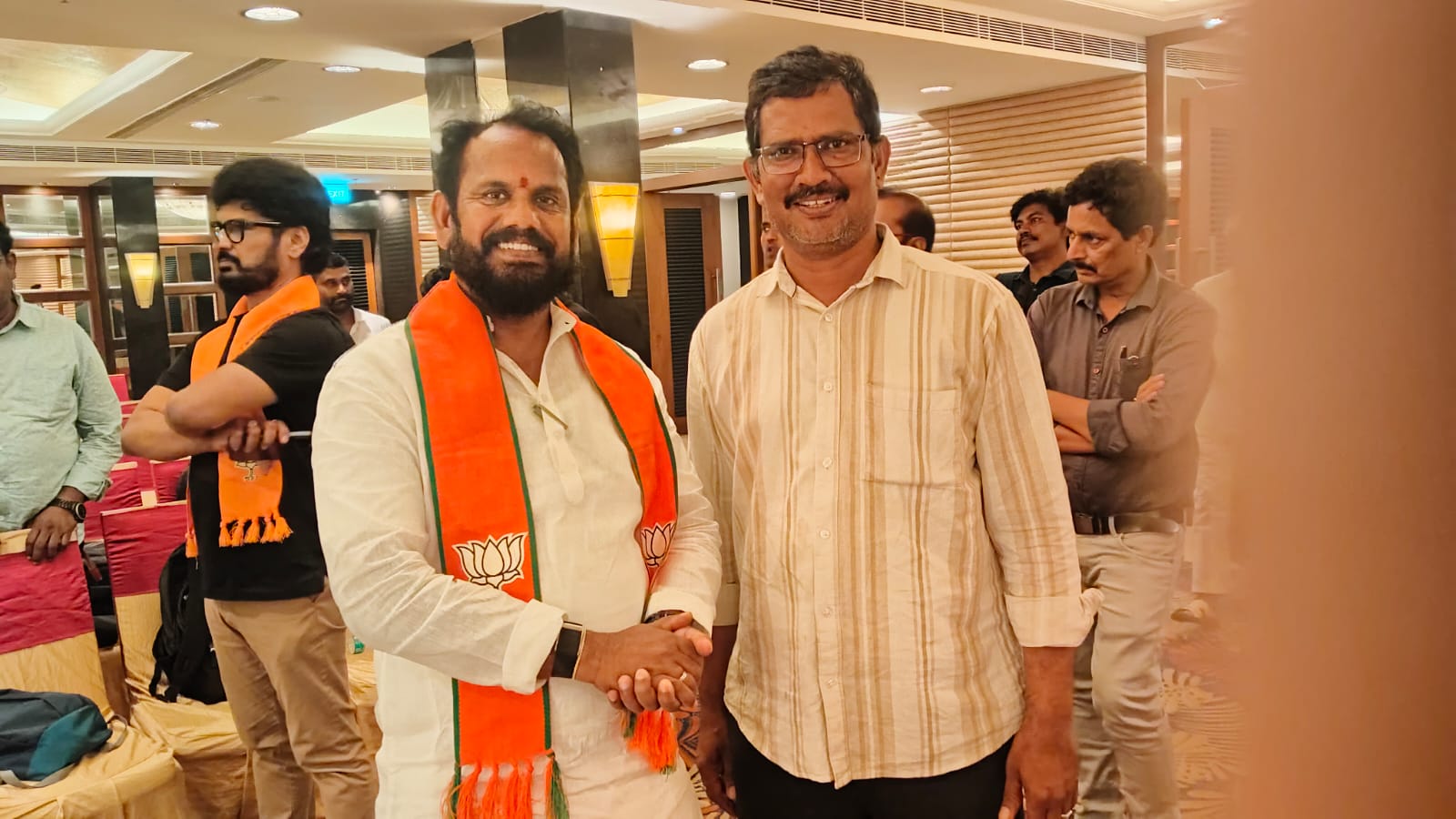 Manapuram Suresh Kumar meets Echherla MLA Sri N Eswara Rao